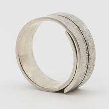 Cargar imagen en el visor de la galería, Anillo Linea