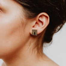 Load image into Gallery viewer, Alhambra earrings.