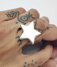 Cargar imagen en el visor de la galería, Anillo Estrella
