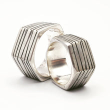 Cargar imagen en el visor de la galería, Anillos hexagonales
