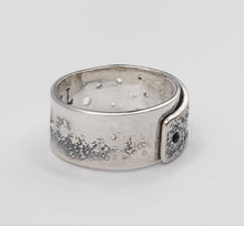 Load image into Gallery viewer, Reticulated ring
