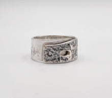 Load image into Gallery viewer, Reticulated ring
