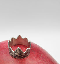 Load image into Gallery viewer, Anillo corona
