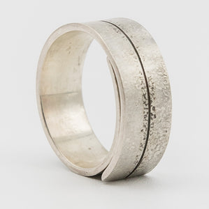 Linea Ring