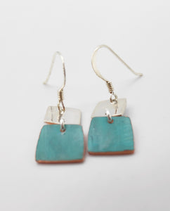 April earrings