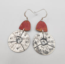 Load image into Gallery viewer, April earrings
